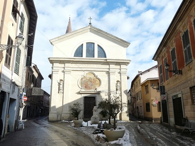 Chiesa di S. Pietro, Via solferino